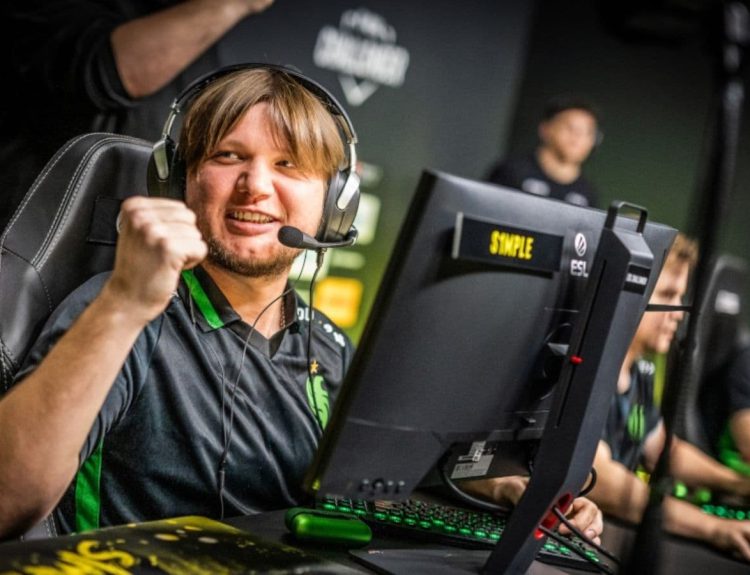 s1mple pumps his fist during a match in ESL Katowice Challenger 2024.