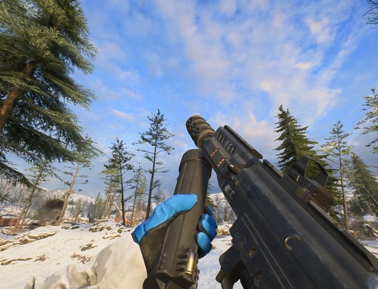 Reloading a PP-29 in BF2042