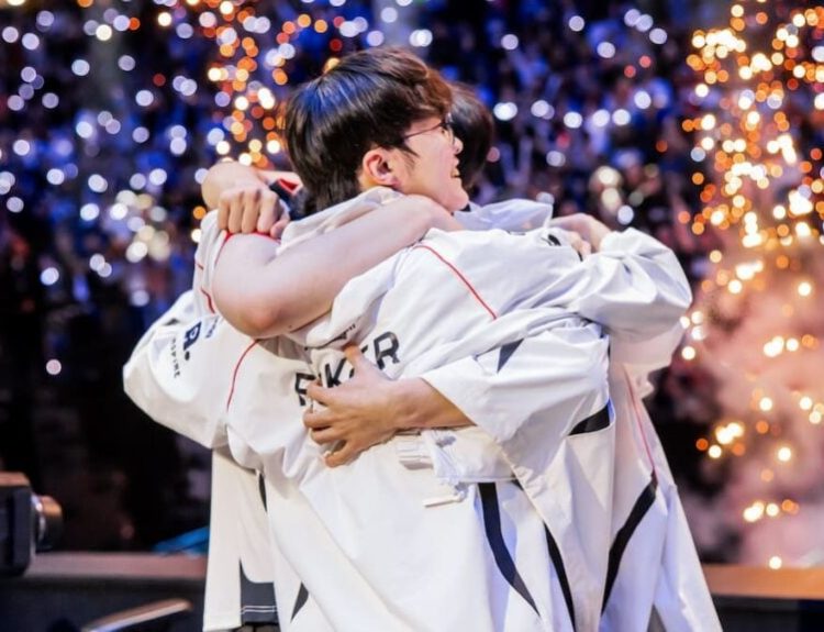 T1 hug onstage after victory against Bilibili Gaming at the League of Legends World Championship 2024 Finals on Novemeber 02, 2024 in London.
