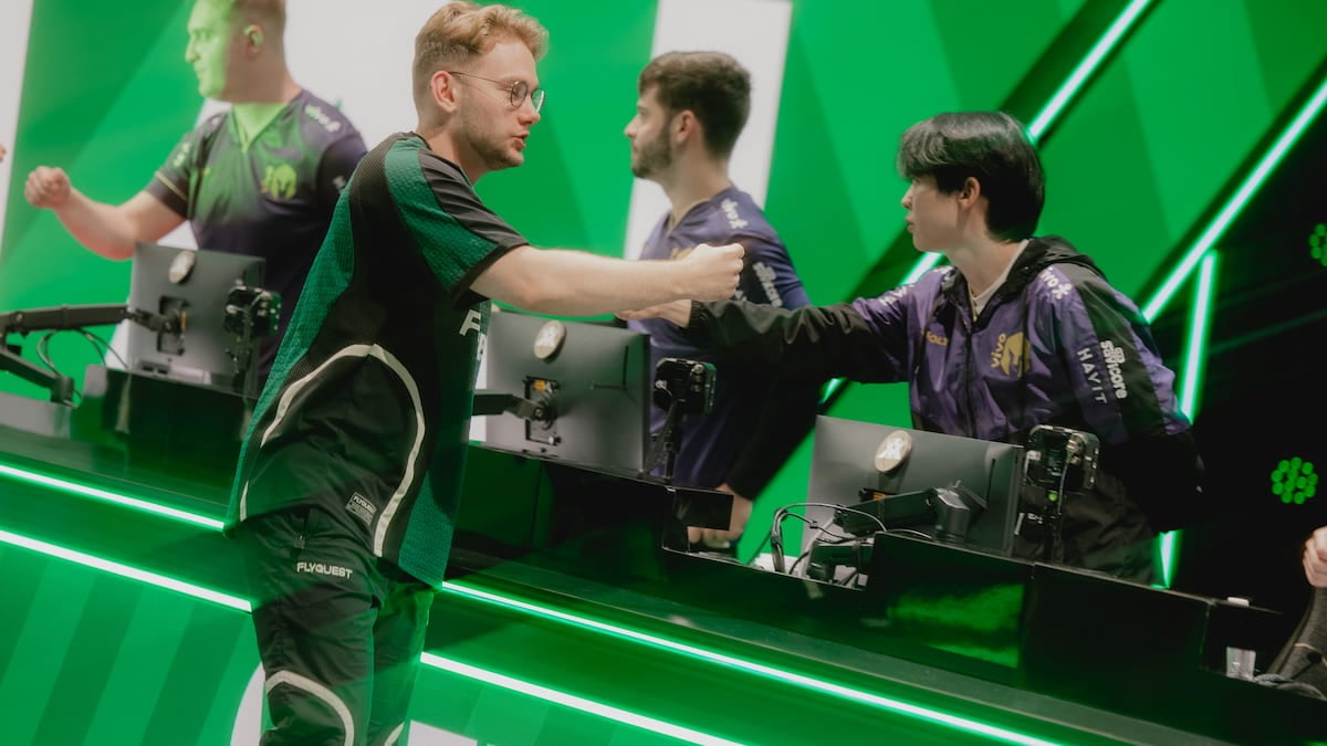 Inspired (L) fist bumps Vivo Keyd Stars after their match during LTA Split 3 Playoffs Week 2 Day 1 at the Riot Games Arena on September 20, 2025 in Los Angeles, California.