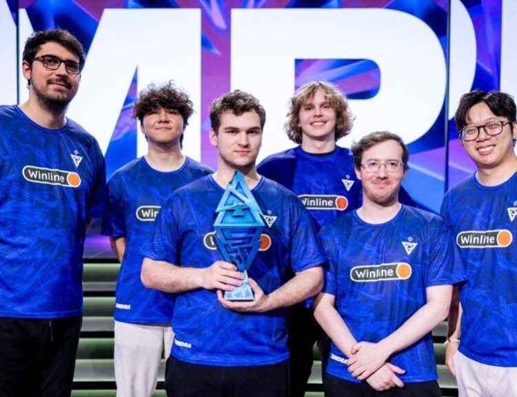 photo of Tundra Esports Dota 2 roster.