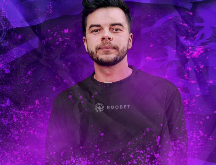 photo of Nadeshot.