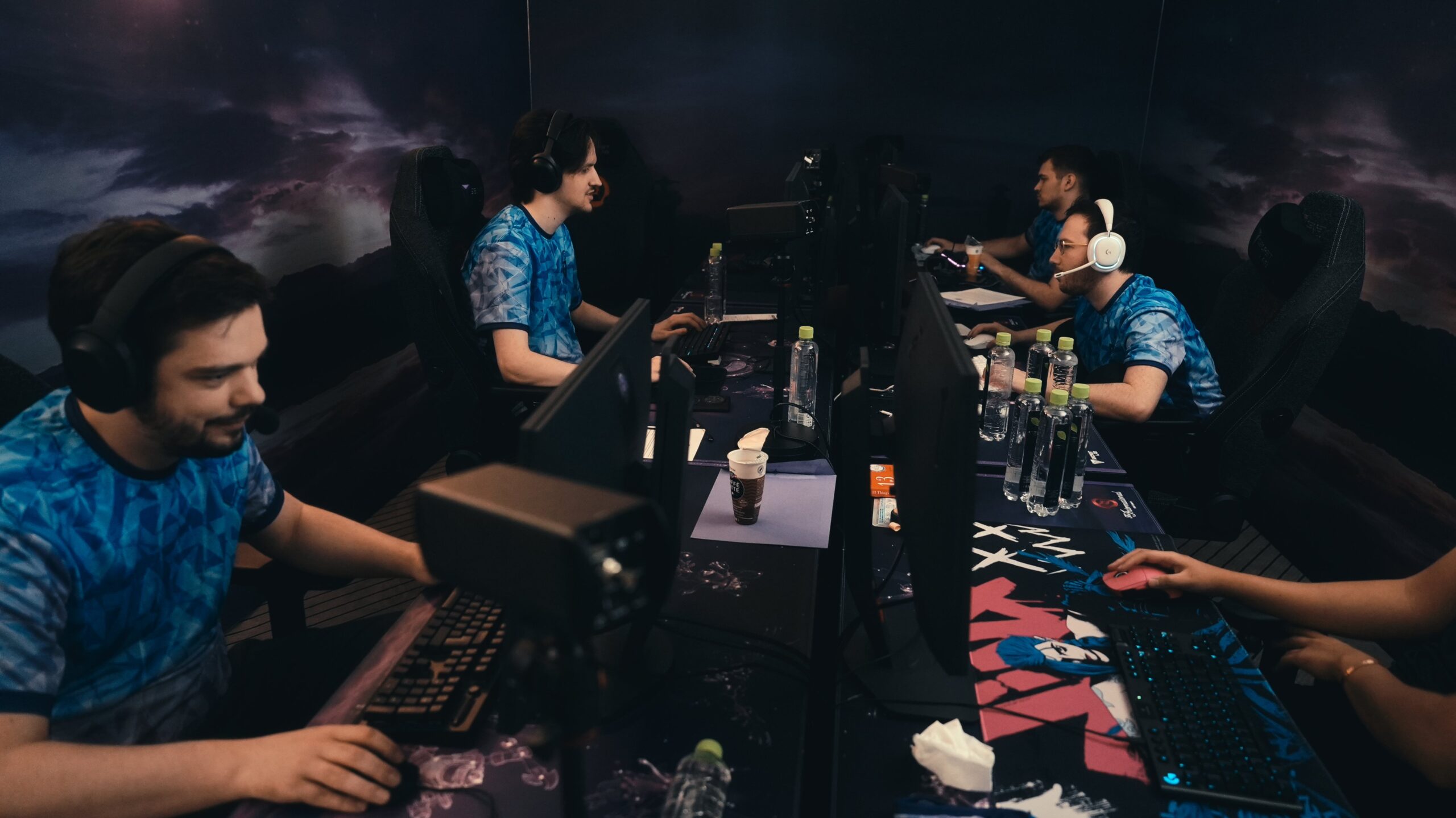 Tundra Esports Transforms the Meta with an Unmatched Item Build on TI14's Opening Day