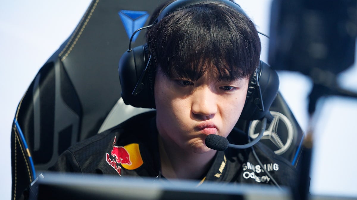 Keria of T1 competes at League of Legends Worlds 2025 Swiss Stage on October 18, 2025 in Beijing, China.