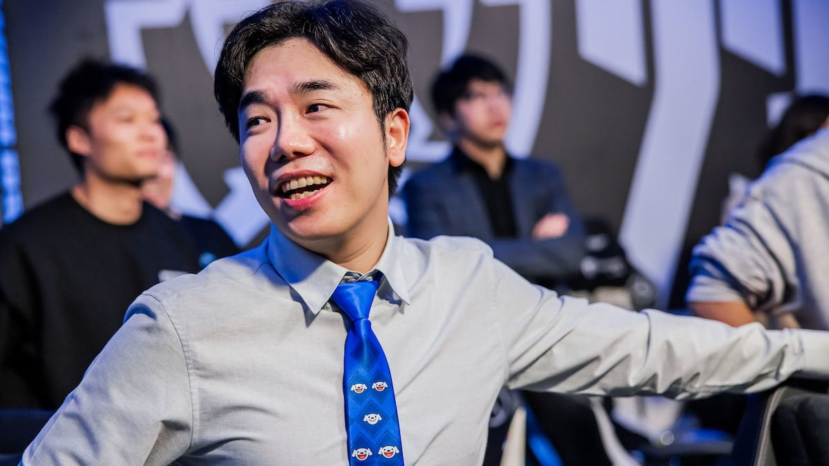 Coach Yoon "Homme" Sung-young of JD Gaming backstage at the League of Legends World Championship 2023 Knockout Stage on November 4, 2023 in Busan, South Korea.