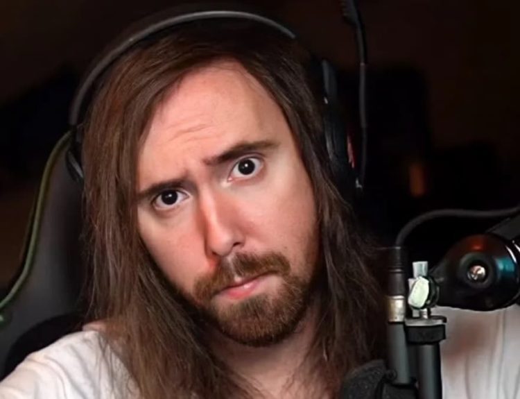 A picture of Asmongold from one of his live streams