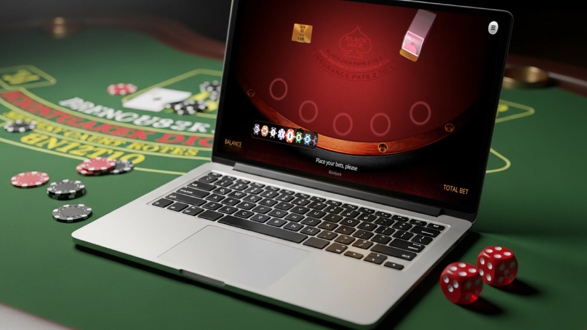 Understanding Blackjack Insurance: Its Meaning and Functionality
