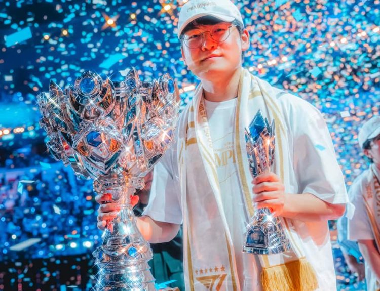 Gumayusi of T1 celebrates onstage after being crowned champions and MVP at League of Legends Worlds 2025 Finals on November 08, 2025 in Chengdu, China.